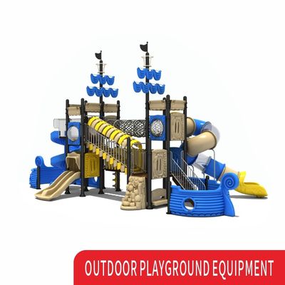 Parco giochi per bambini in forma di nave privata area giochi all' aperto con scivolo a forma di S